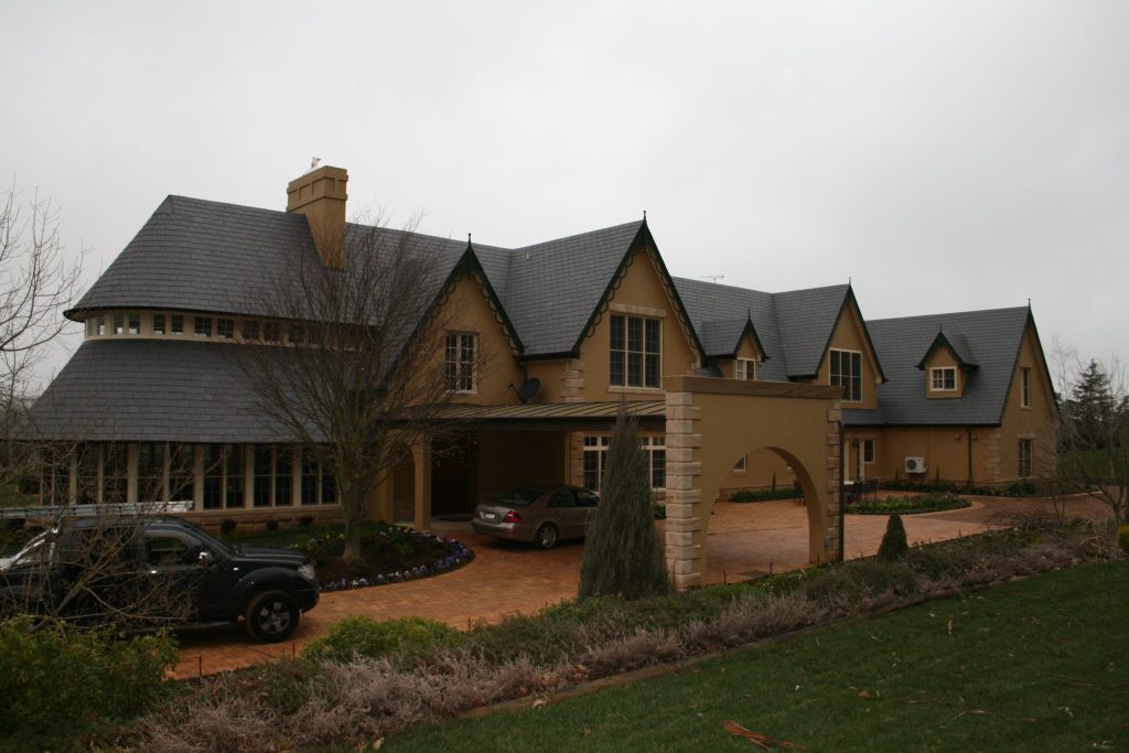 Slate roofing Sydney – heritage slate roof by Mr Shingles